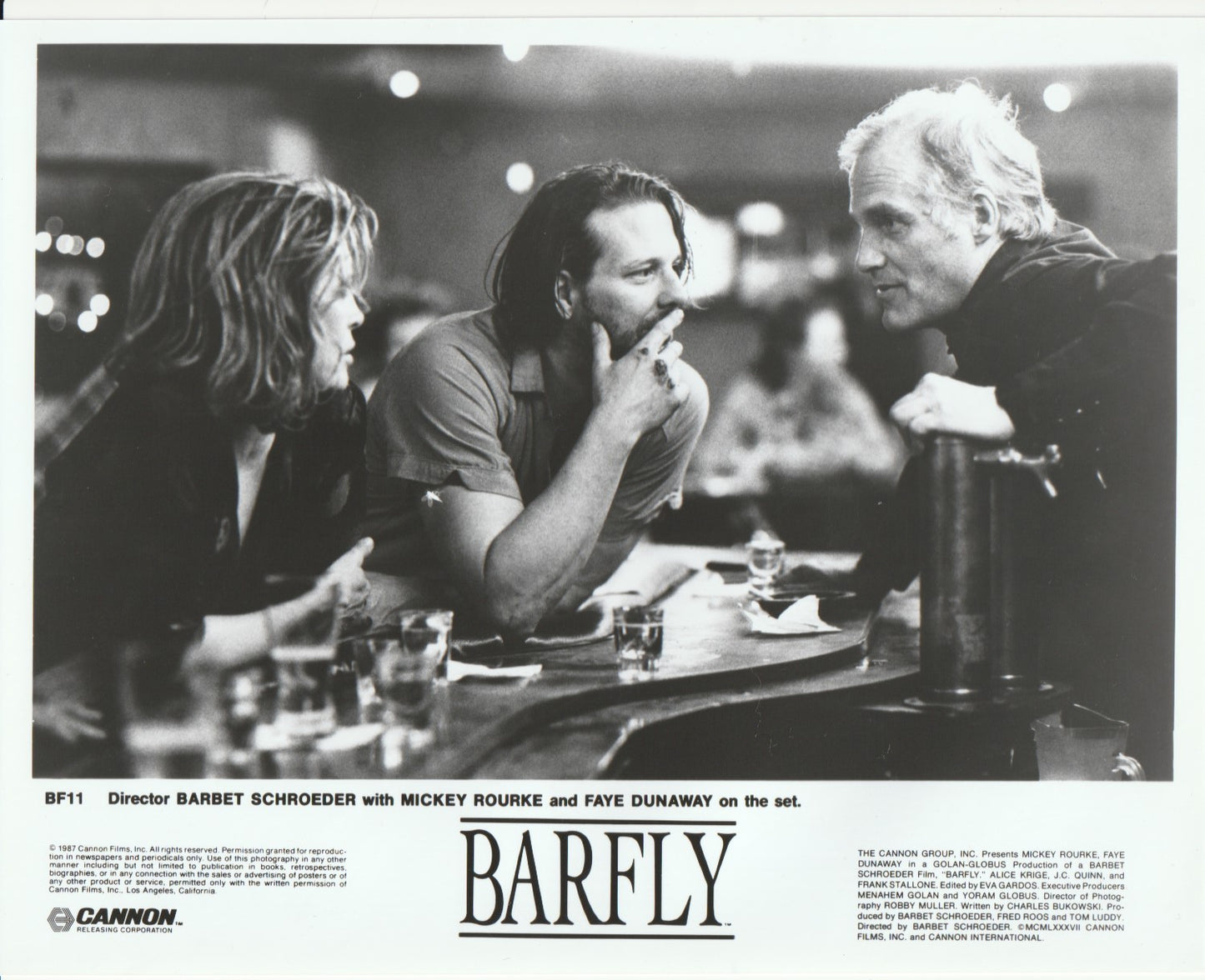 Official Barfly Promotional Photograph: Barbet Schroeder on the Set with Mickey Rourke and Faye Dunaway