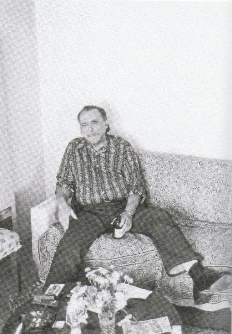 That’s It – a Final Visit with Charles Bukowski with Rare Photographs by Michael Montfort