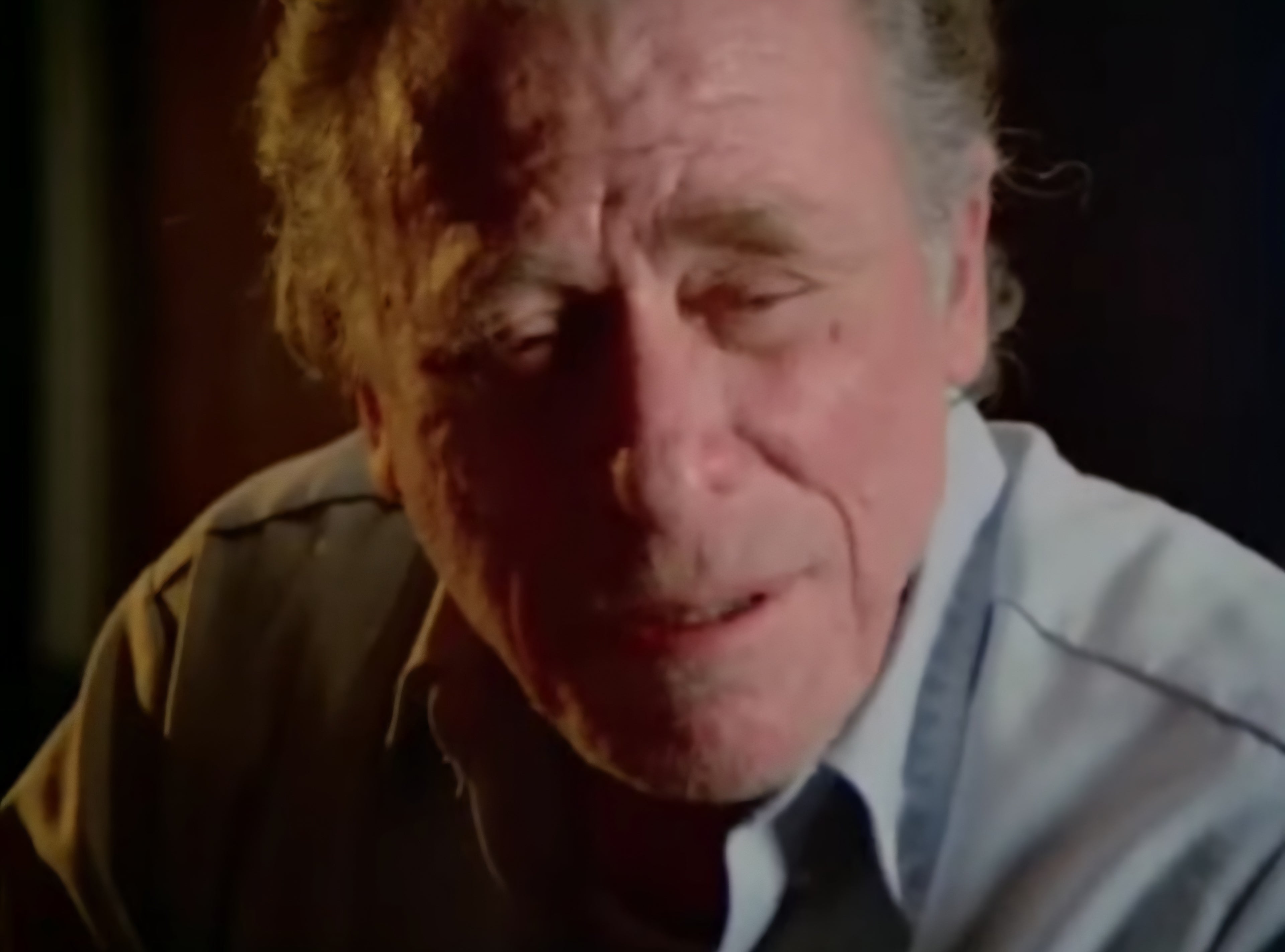 Load video: Poetry In Motion